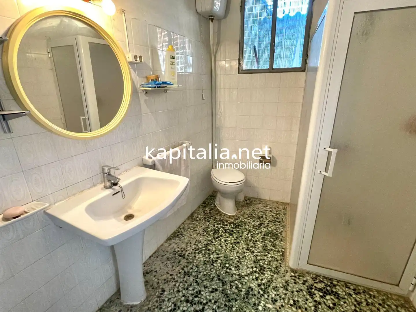 Bany de Casa o xalet en venda en Ráfol de Salem amb Calefacció i Terrassa