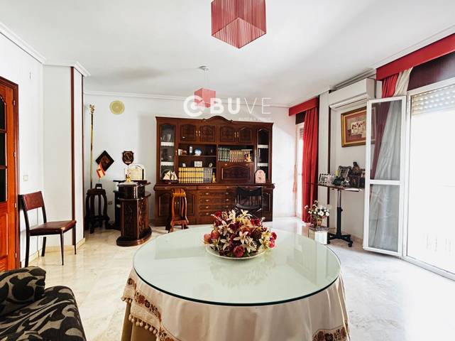 Piso en Venta en FÉLIX RODRÍGUEZ DE LA FUENTE, en Fernán-Núñez