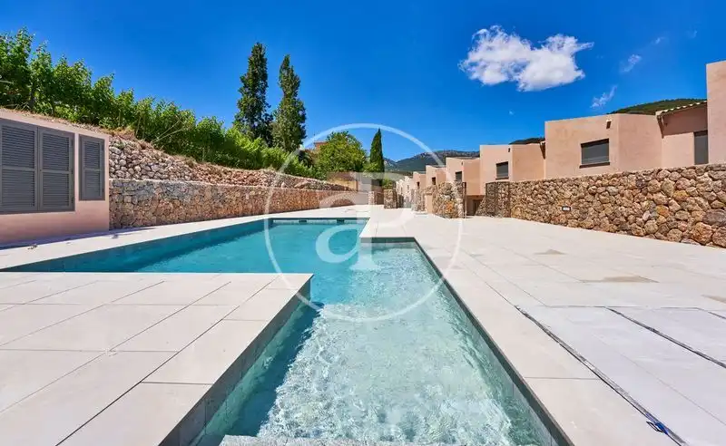 House with pool for sale in Esporles