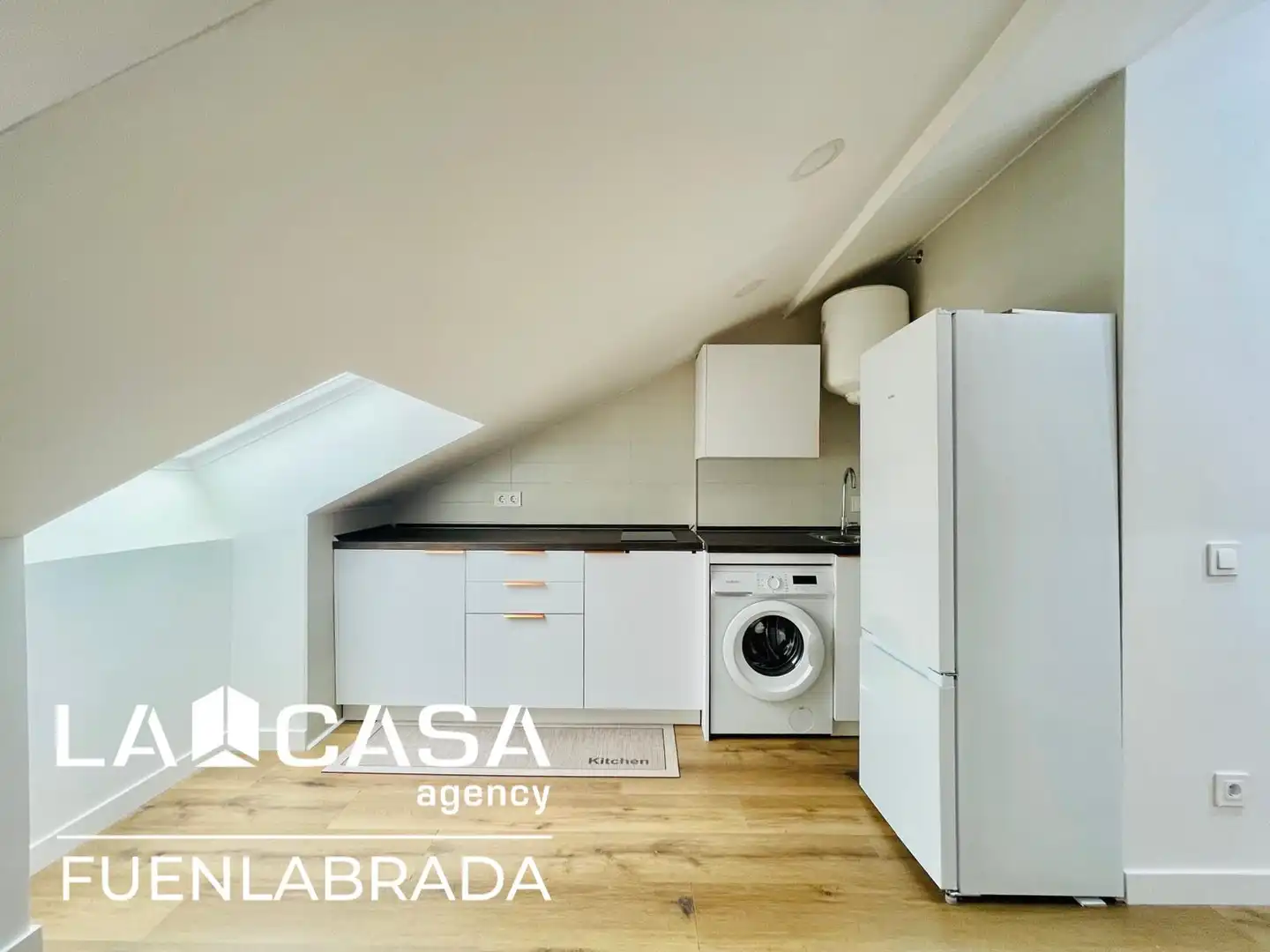 Kitchen of Attic for sale in Fuenlabrada  with Air Conditioner and Terrace