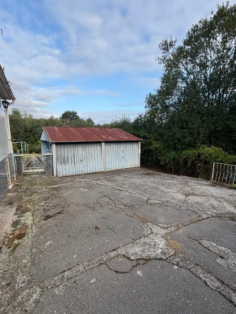 Parking de Casa adosada en venta en Oviedo  con Calefacción, Jardín privado y Amueblado