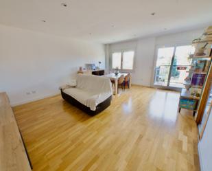 Living room of Flat to rent in Terrassa  with Heating, Parquet flooring and Oven