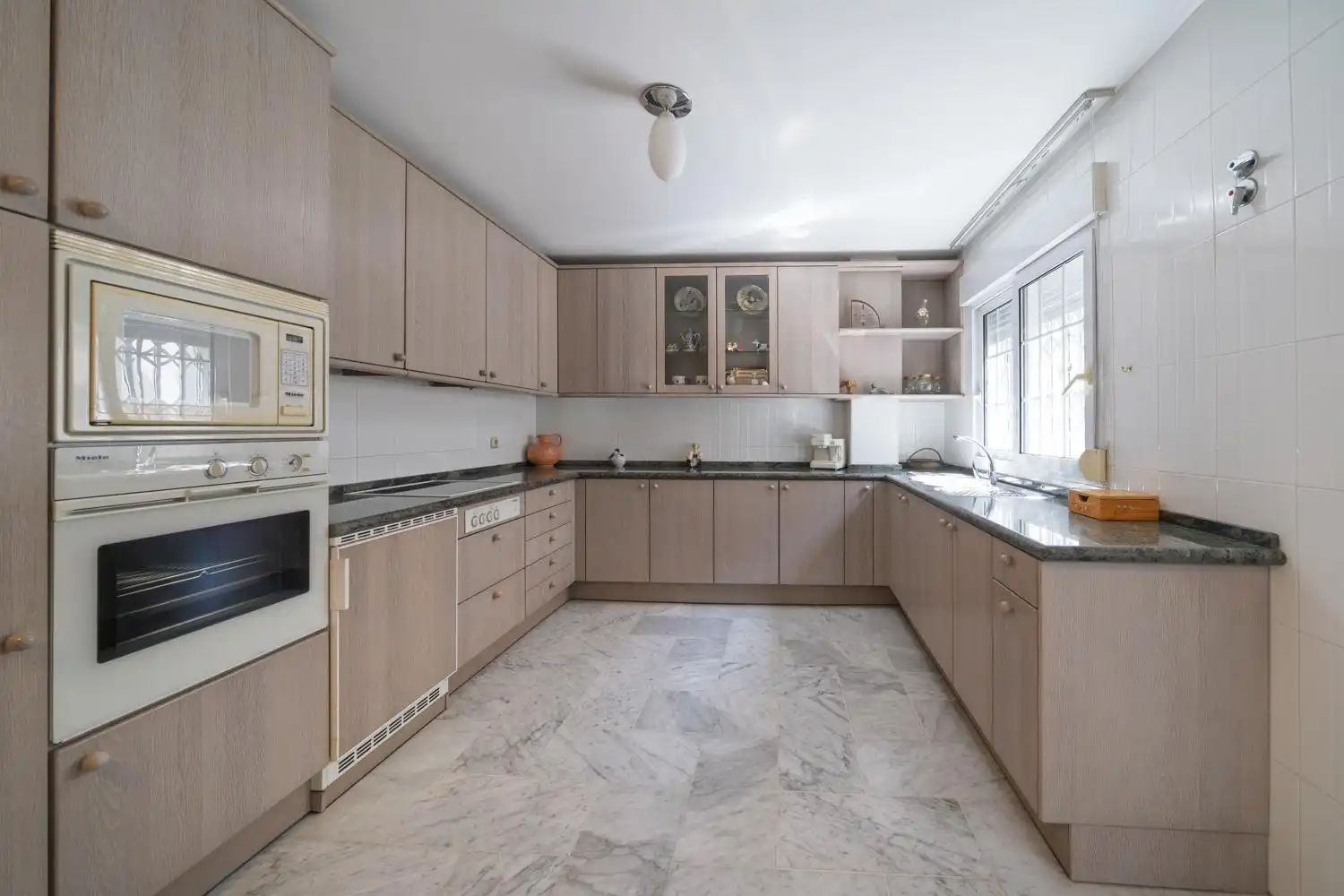 Cocina de Ático en venta en Motril con Aire acondicionado y Balcón