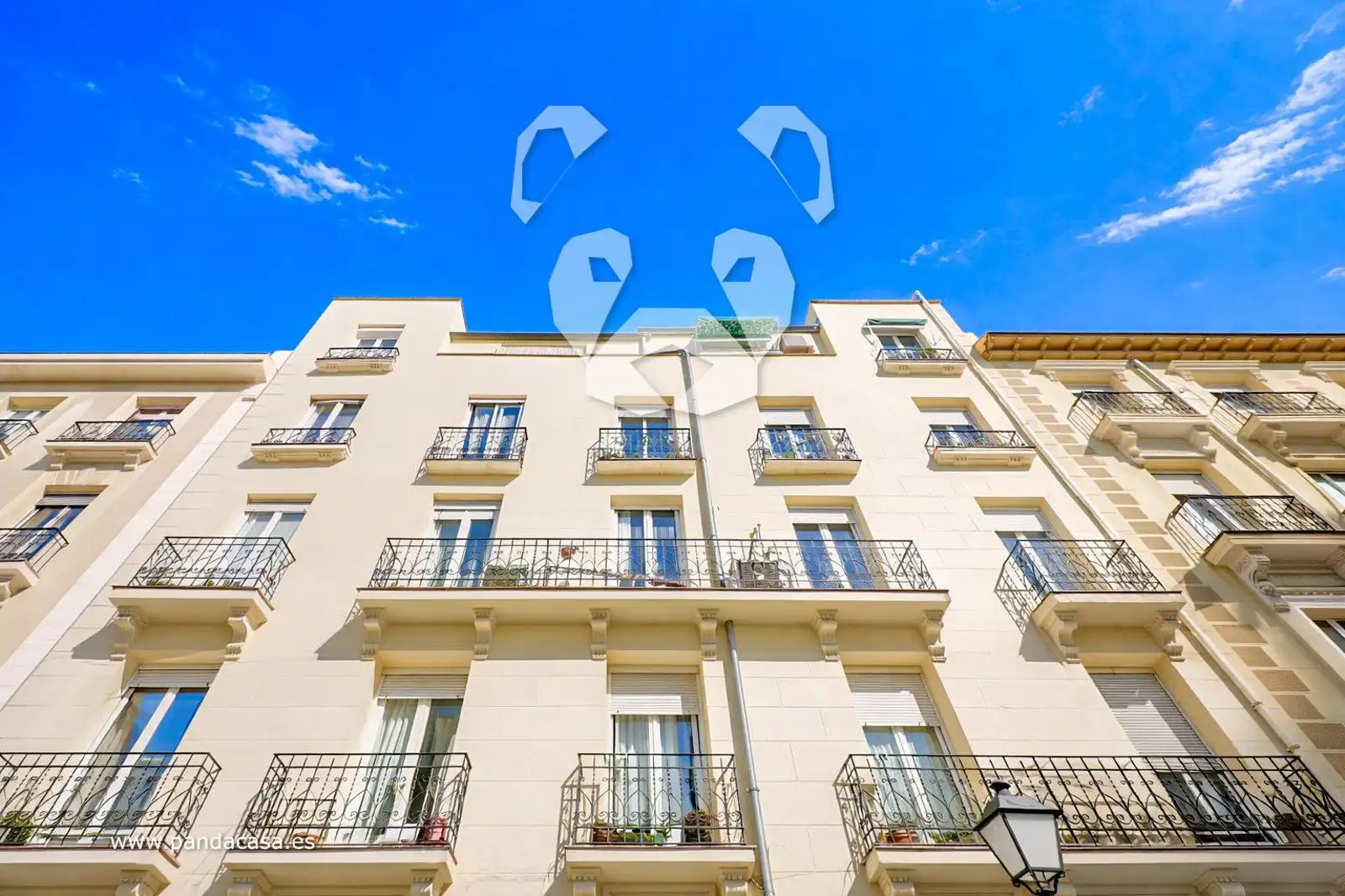 Vista exterior de Pis de lloguer en  Madrid Capital amb Aire condicionat, Calefacció i Moblat
