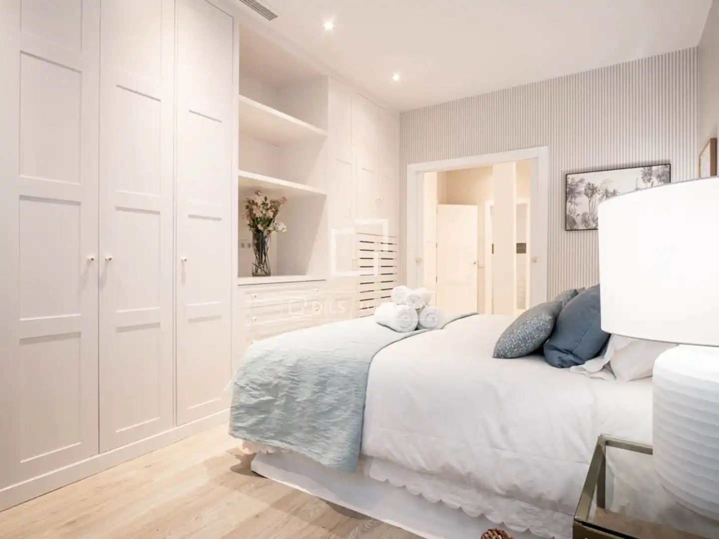 Bedroom of Flat for rent in Madrid  with Air Conditioner, Parquet flooring and Furnished