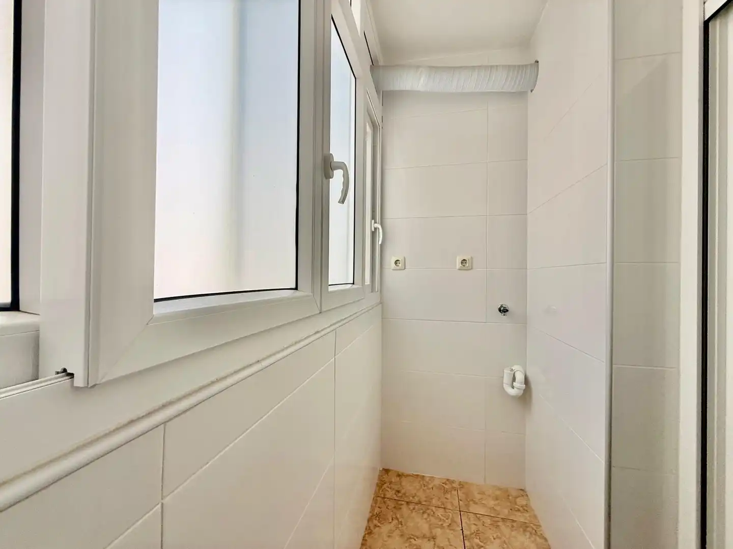 Flat with terrace for sale in Calle Miguel Hernández 16, imagen 16