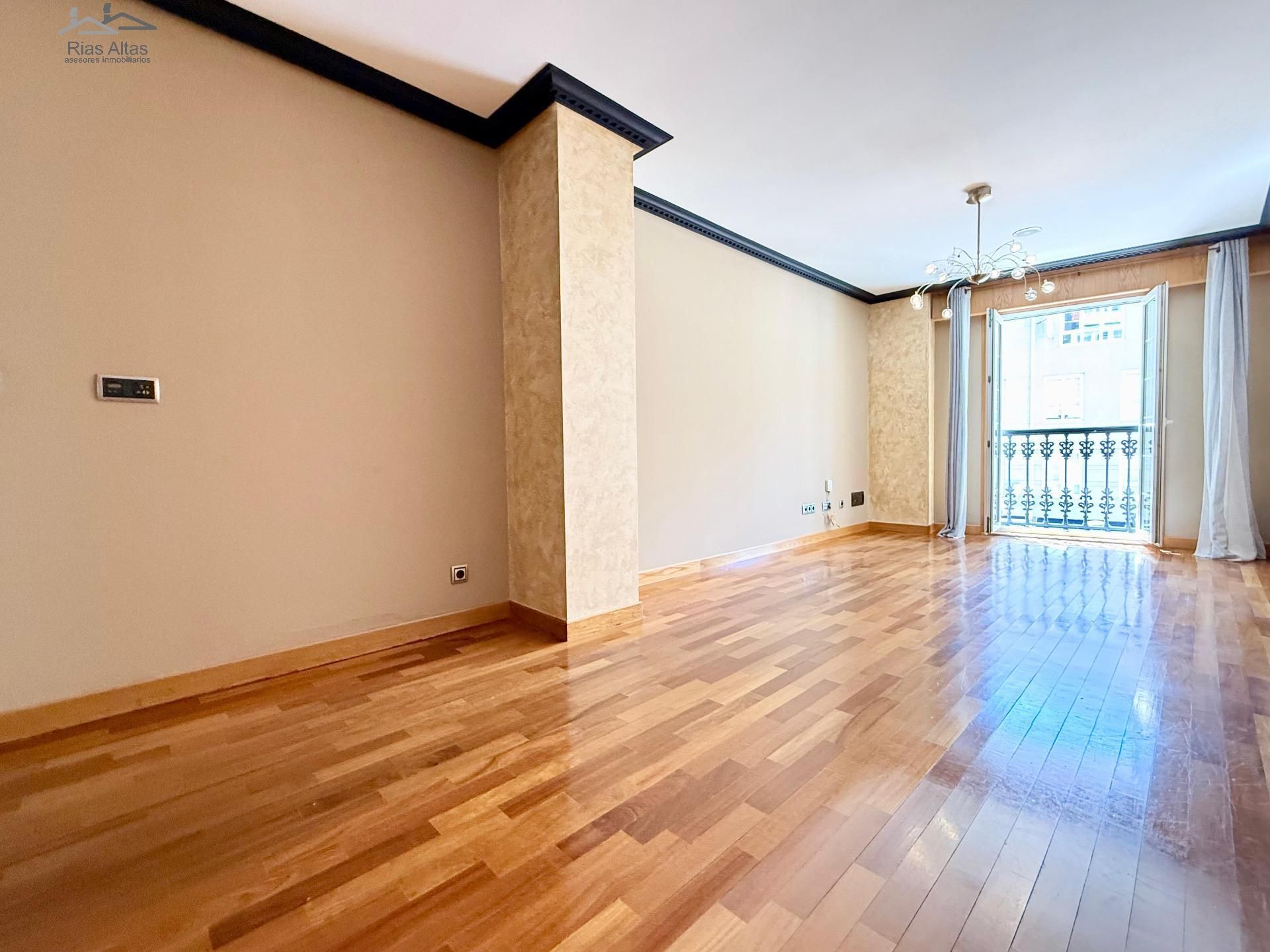 Living room of Flat for sale in A Coruña Capital   with Heating, Storage room and Balcony