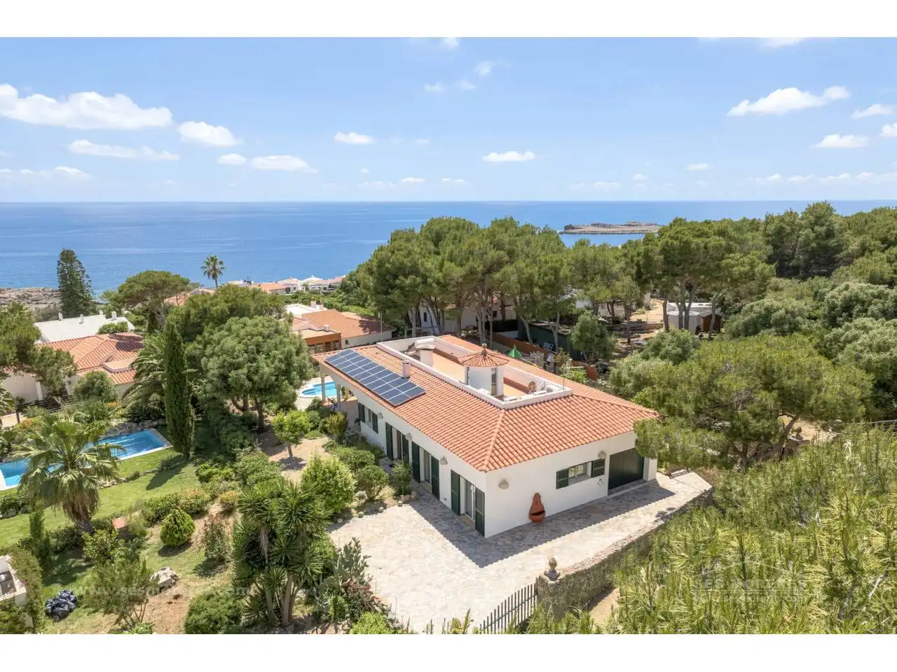 Villa mit Pool zum Verkauf in Binibèquer