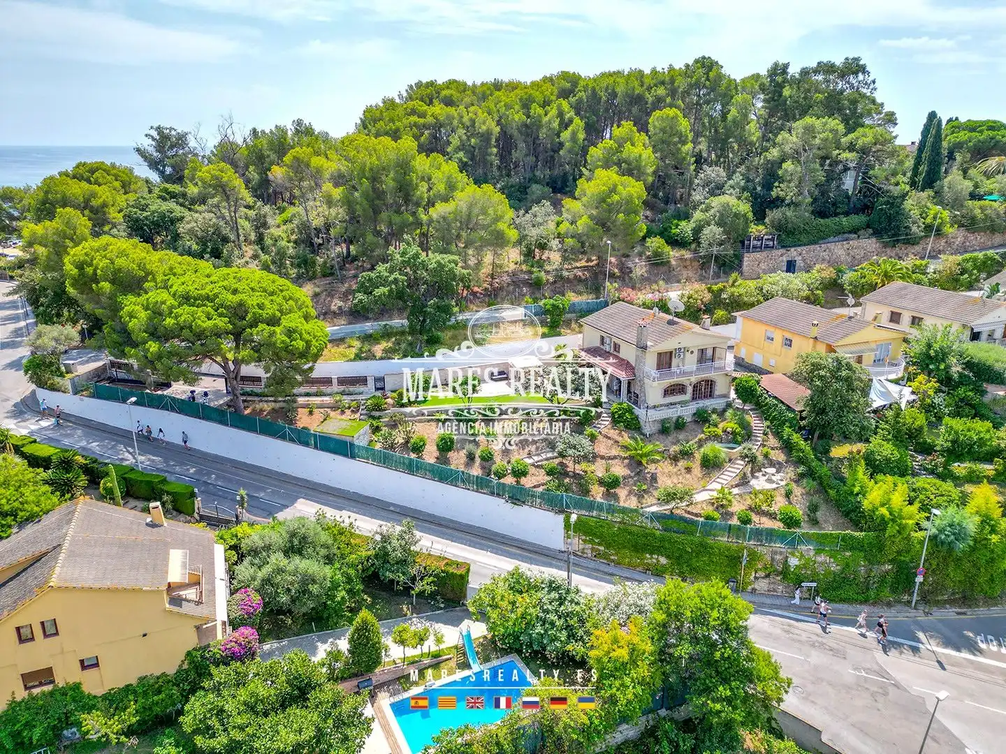 Außenansicht von Haus oder Chalet zum Verkauf in Lloret de Mar mit Klimaanlage, Heizung und Privatgarten