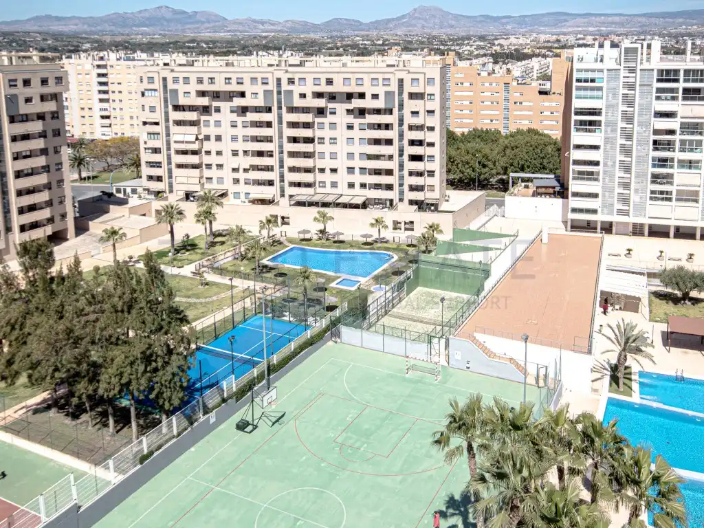 Àtic amb piscina en venda a Calle Cat Abelardo Rigual 19, imagen 33