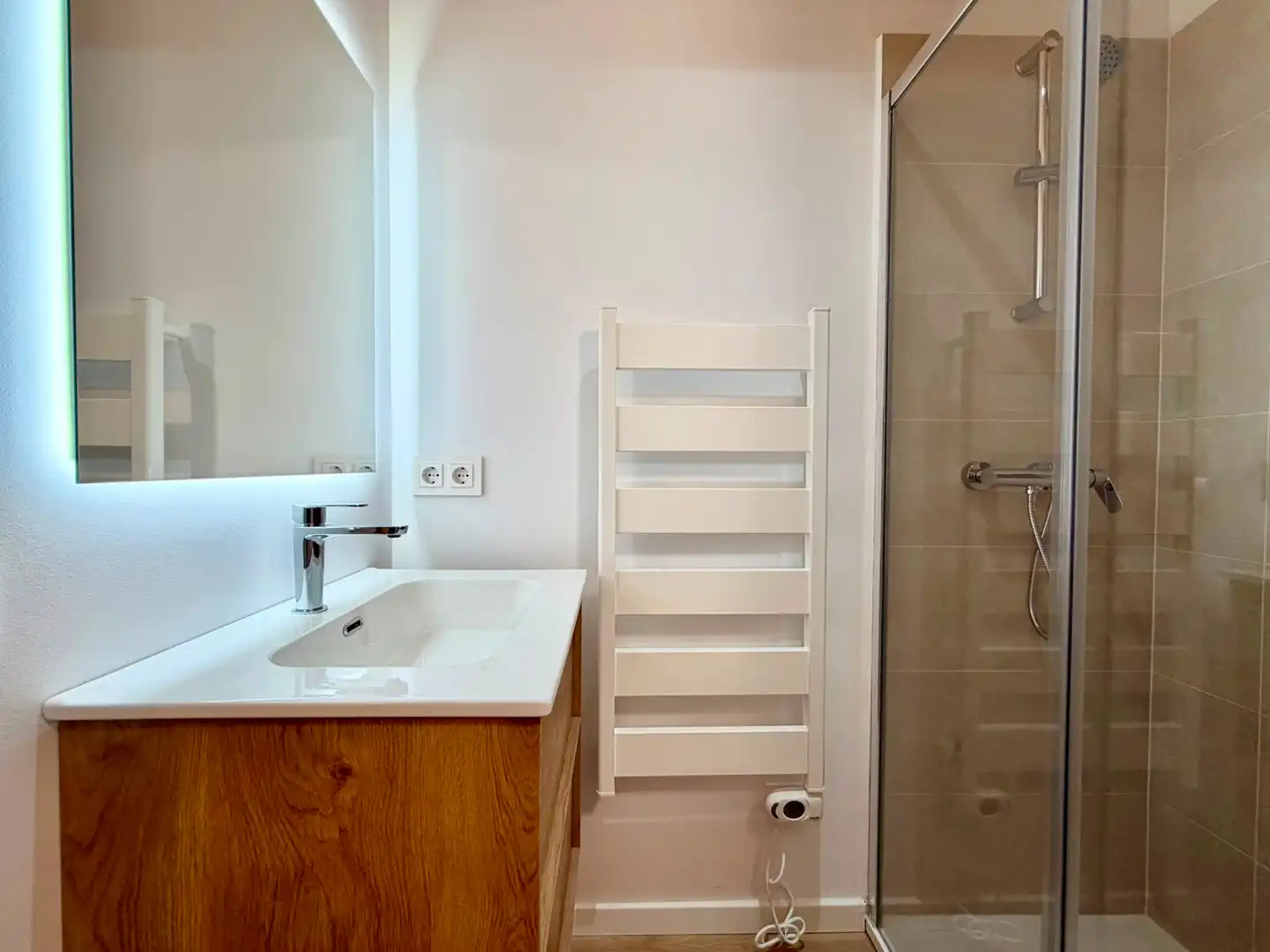 Bathroom of Duplexes for sale in Naut Aran  with Heating, Furnished and Balcony