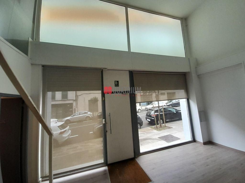Premises for sale in Santiago de Compostela   with Air Conditioner