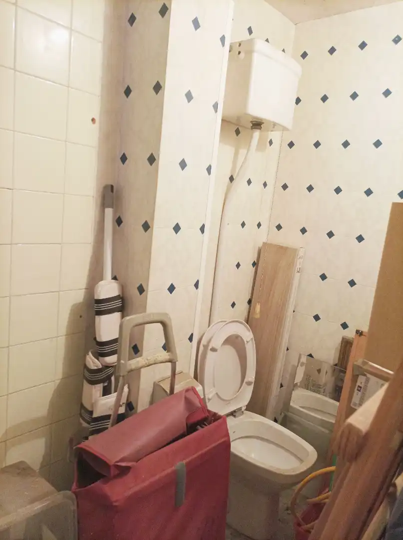 Bany de Local en venda en Leganés