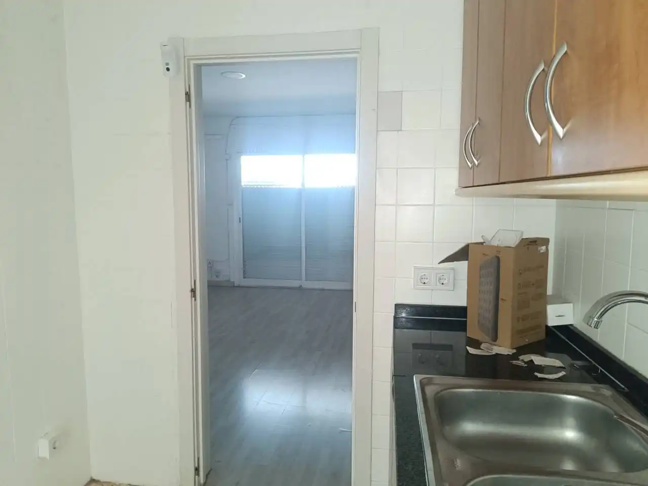 Kitchen of Flat for sale in Sabadell  with Heating, Parquet flooring and Balcony