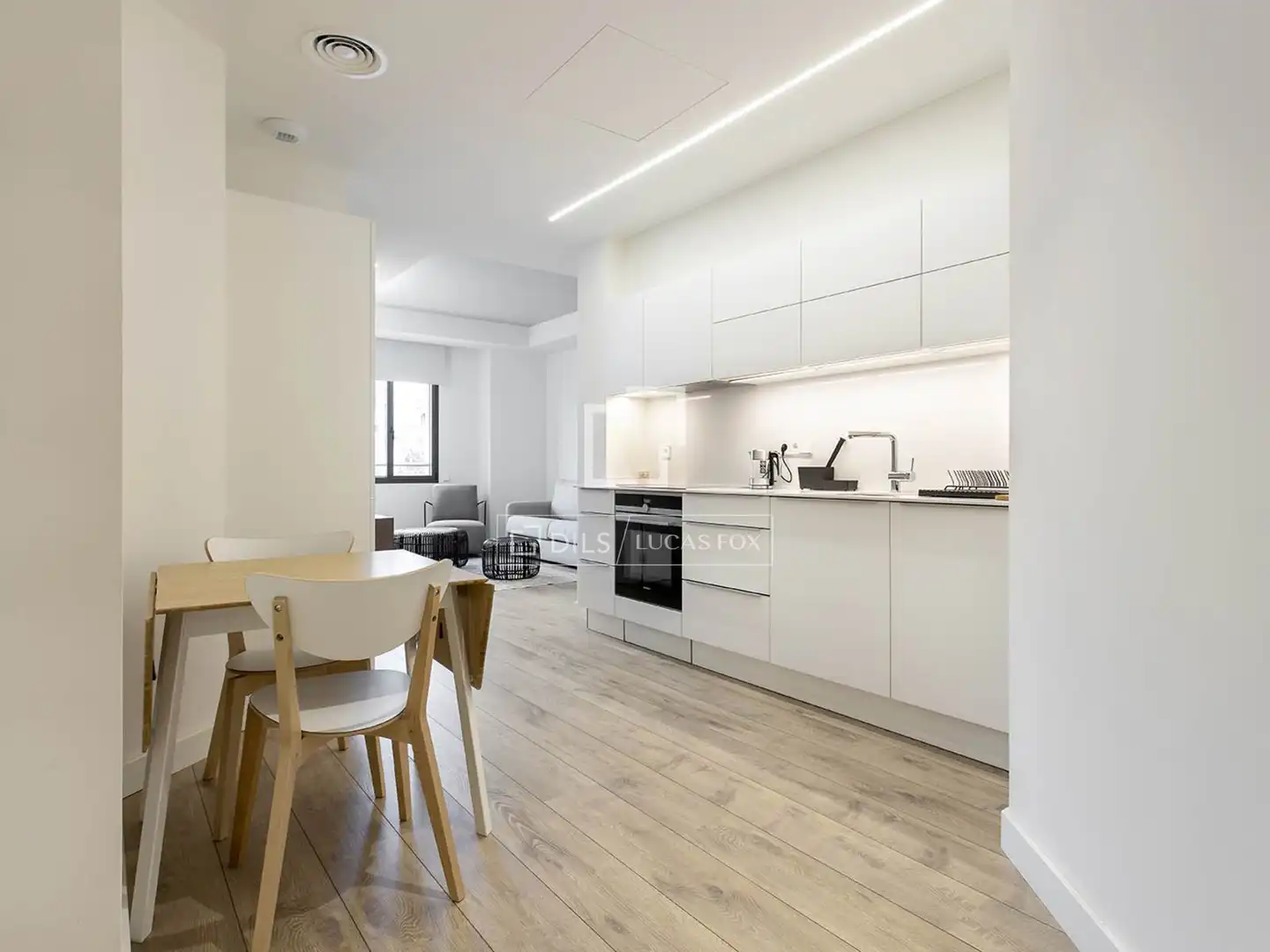 Kitchen of Flat for rent in Barcelona  with Air Conditioner, Heating and Parquet flooring