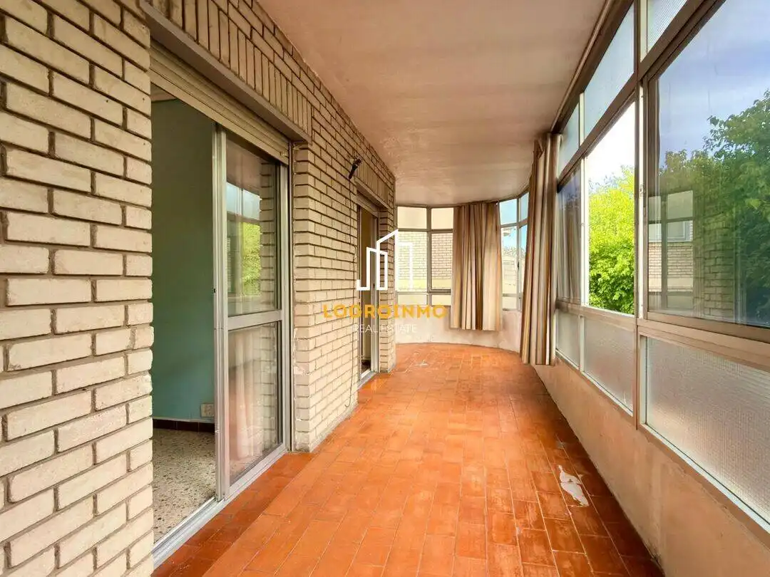 Terrasse von Wohnung zum Verkauf in  Logroño mit Heizung und Terrasse