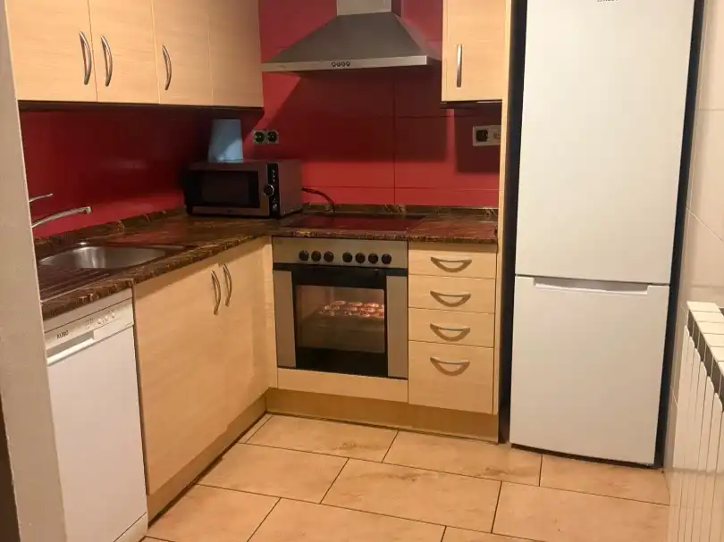 Piso con piscina en venta en Carrer Joan Fuster 4, imagen 2