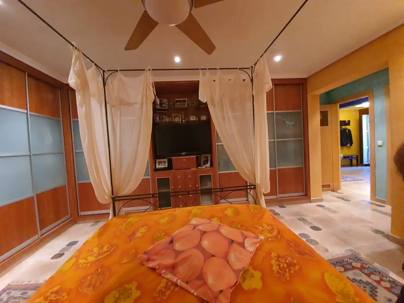 Habitación de Casa o chalet en venta en Benidorm con Calefacción, Jardín privado y Trastero