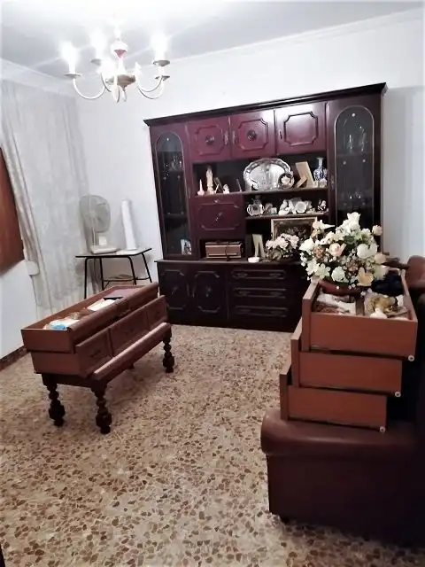 Casa con jardín en venta en Valdepeñas, imagen 2