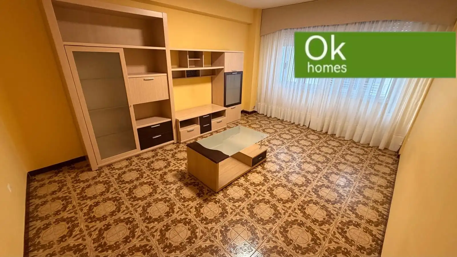 Living room of Flat for sale in Arteixo  with Furnished, Oven and Microwave