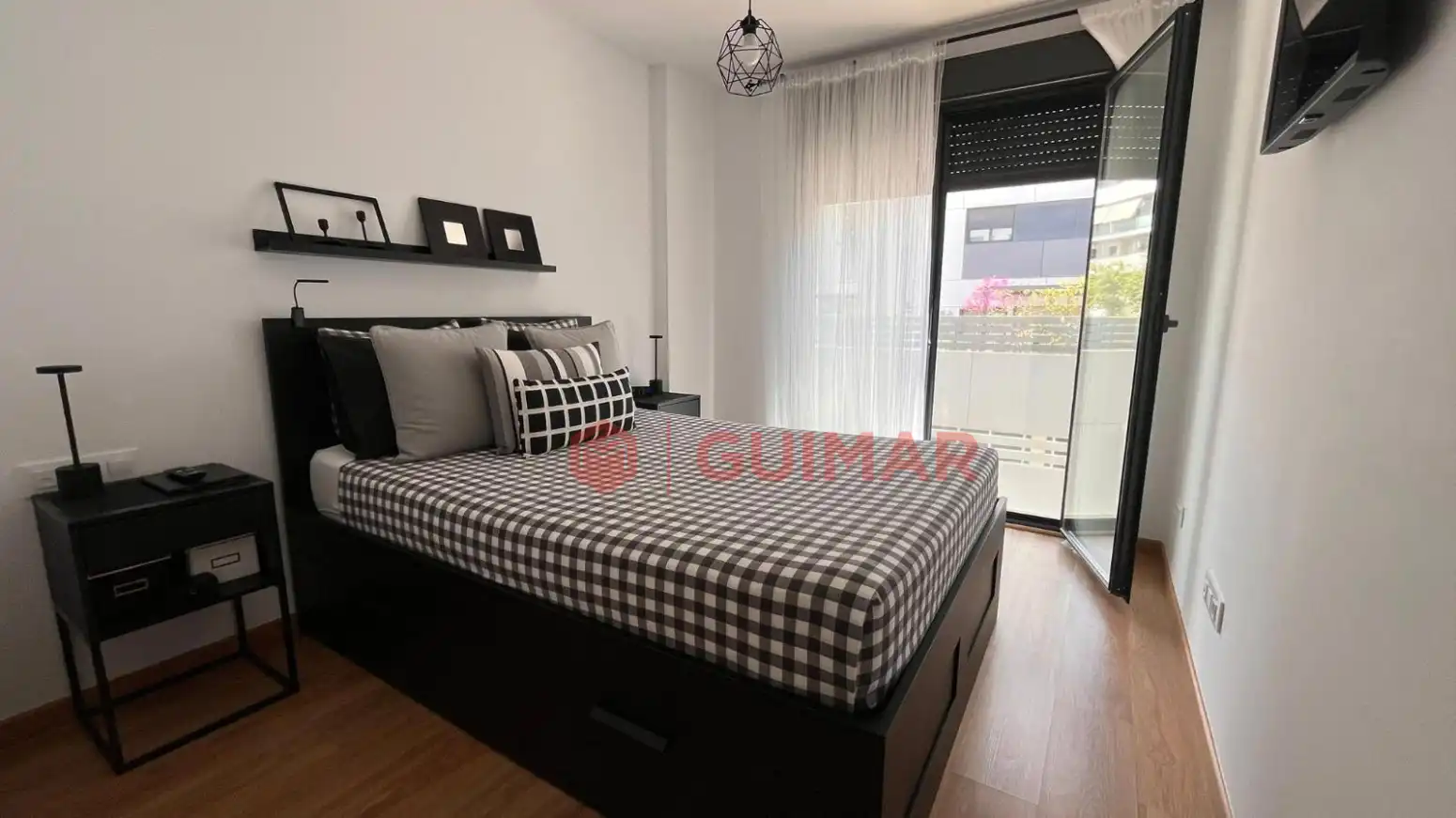 Bedroom of Flat for sale in Sant Just Desvern  with Air Conditioner, Heating and Private garden