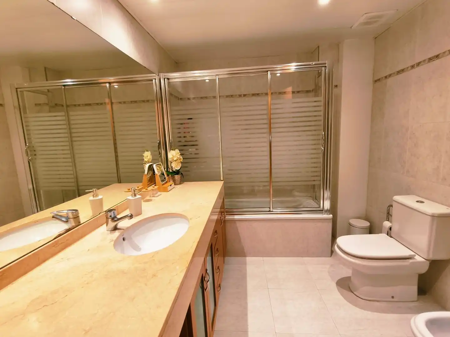 Bathroom of Houses for sale in Valls  with Air Conditioner, Heating and Terrace