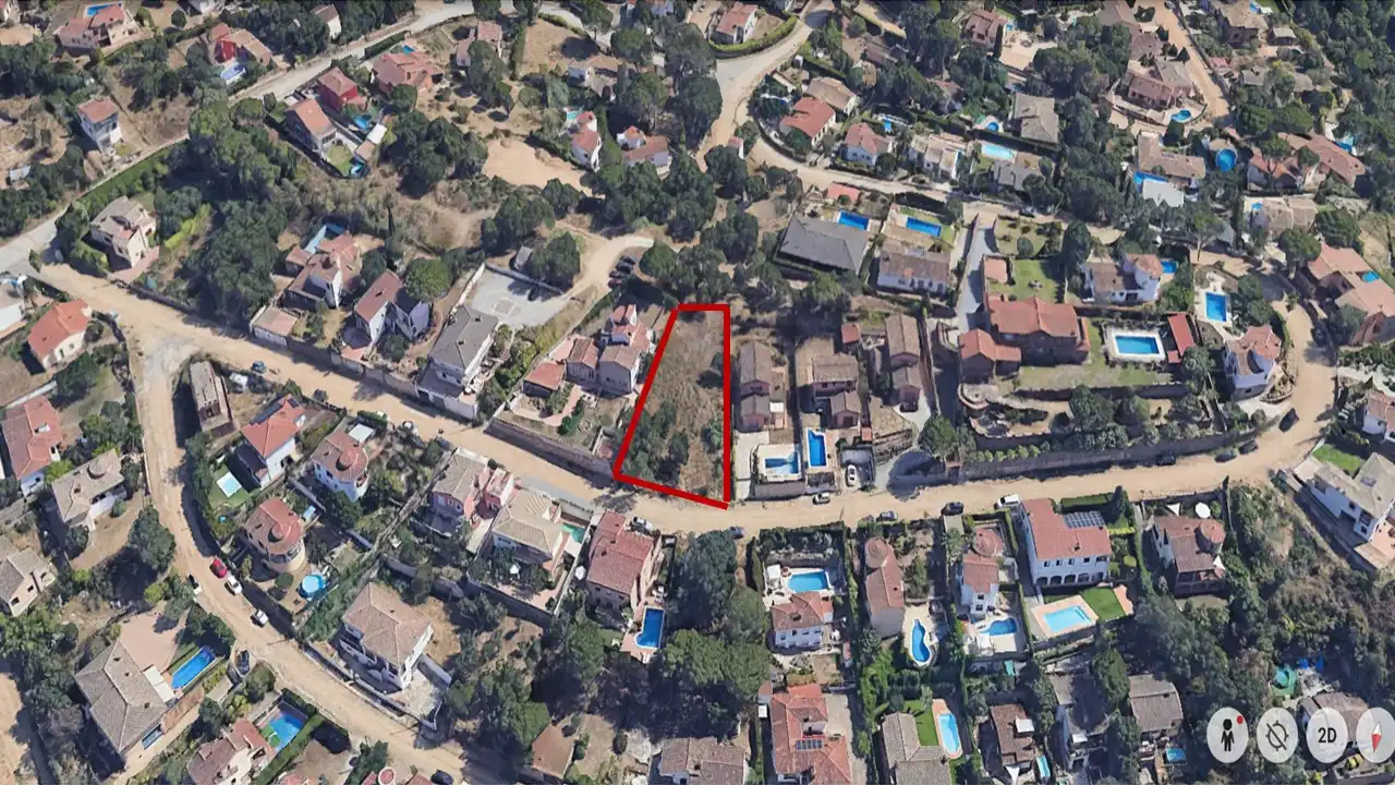 Terreny residencial en venda a Avinguda València