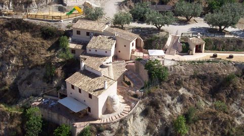 CASA DE CAMPO CON OLIVOS Y MANANTIAL PROPIO EN CAMPO DE RICOTE CERCA DE BLANCA MURCIA.
