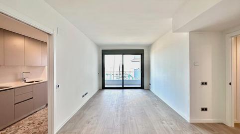 Foto 2 de Piso en venta en Carrer D'eduard Maristany, Port, Badalona