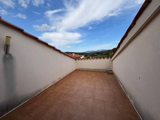 Casa-chalet en Venta en Torrelavit