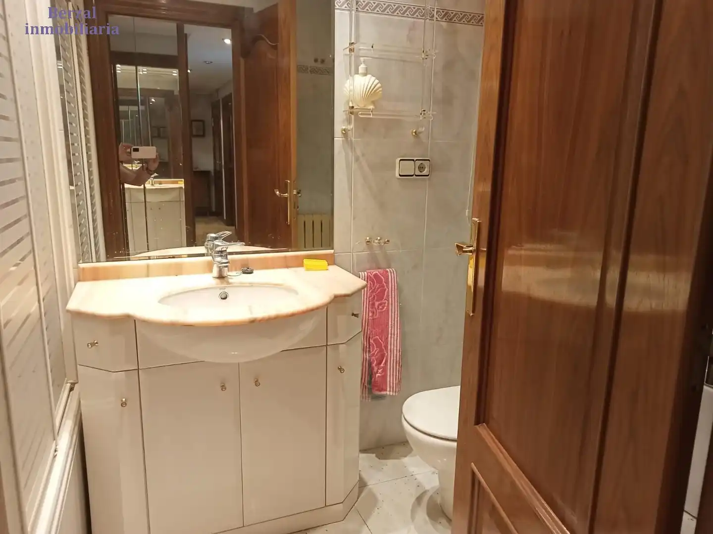 Bathroom of Flat for sale in  Logroño  with Heating, Private garden and Terrace