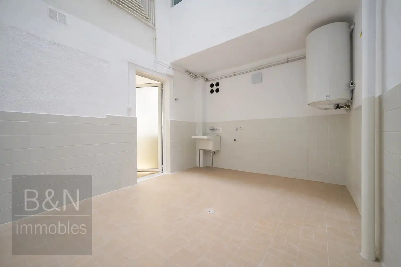 Piso en venta en Terrassa con Aire acondicionado, Calefacción y Terraza