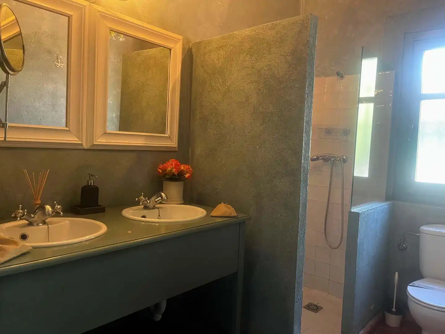 Baño de Casa o chalet en venta en Trujillo con Aire acondicionado, Calefacción y Jardín privado