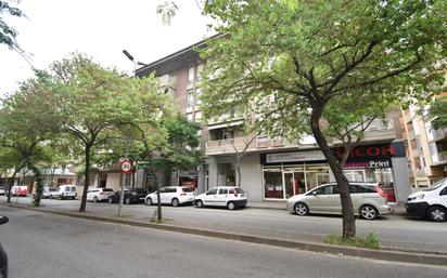 Exterior view of Premises for sale in Girona Capital