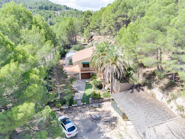 Finca rústica en Venta en Senija