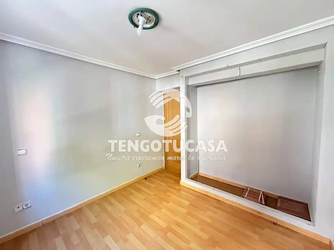 Piso en venta en Madrid con Aire acondicionado, Calefacción y Trastero