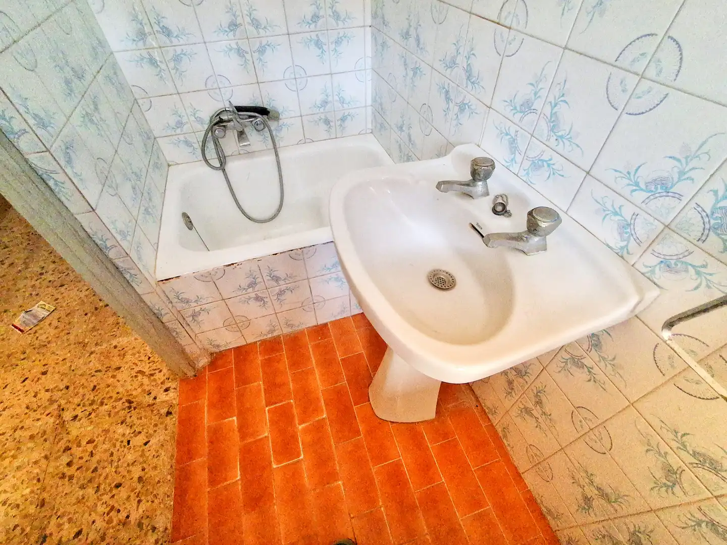 Bany de Casa adosada en venda en Fuentelisendo amb Moblat