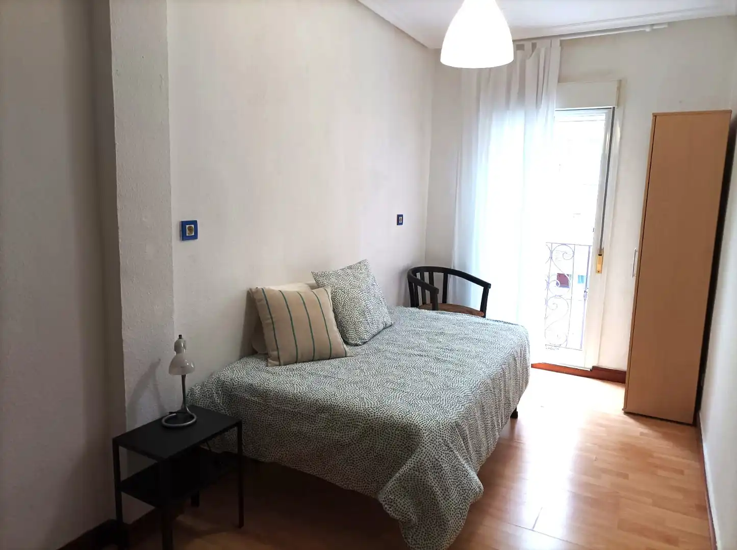 Flat for rent in Calle Tantín, Centro - Ayuntamiento