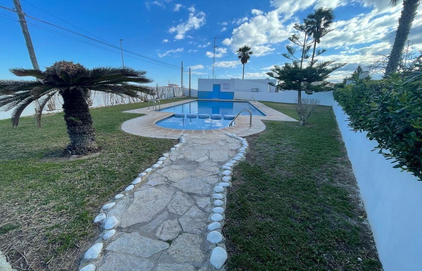 Swimming pool of Single-family semi-detached for sale in Vinaròs  with Heating, Terrace and Storage room