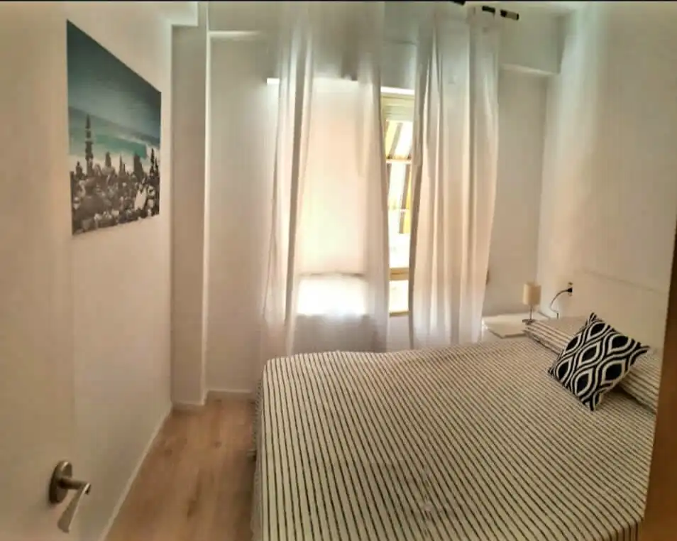 Habitación de Piso en venta en Santa Pola con Parquet, Terraza y Amueblado