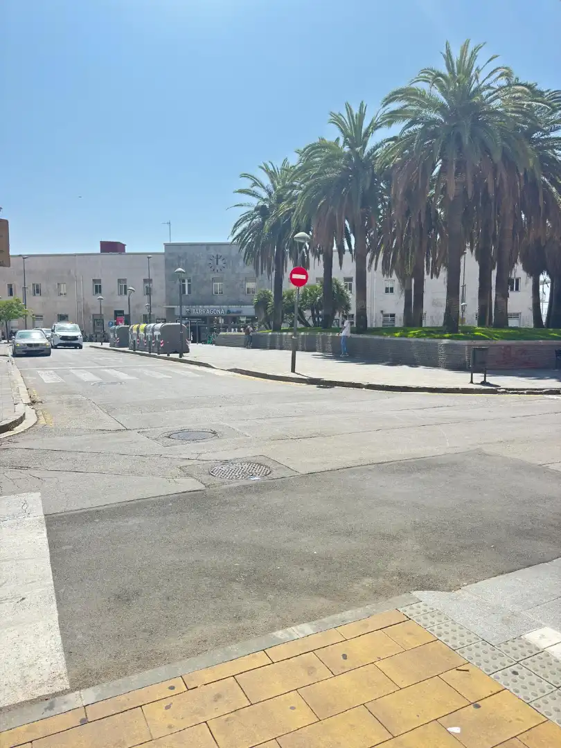 Vista exterior de Local en venta en Tarragona con Aire acondicionado, Calefacción y Amueblado