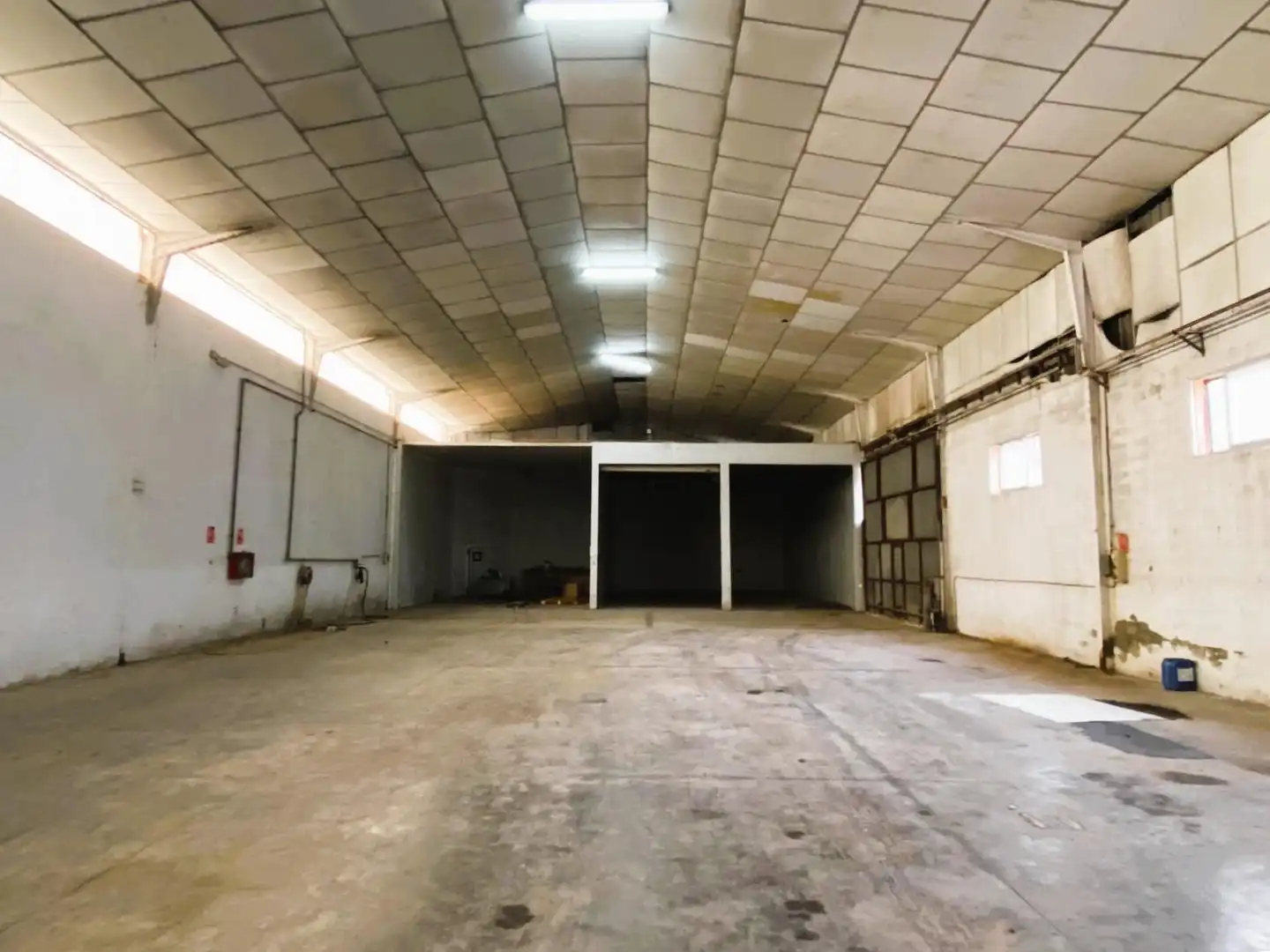 Industrial buildings for rent in Beniparrell