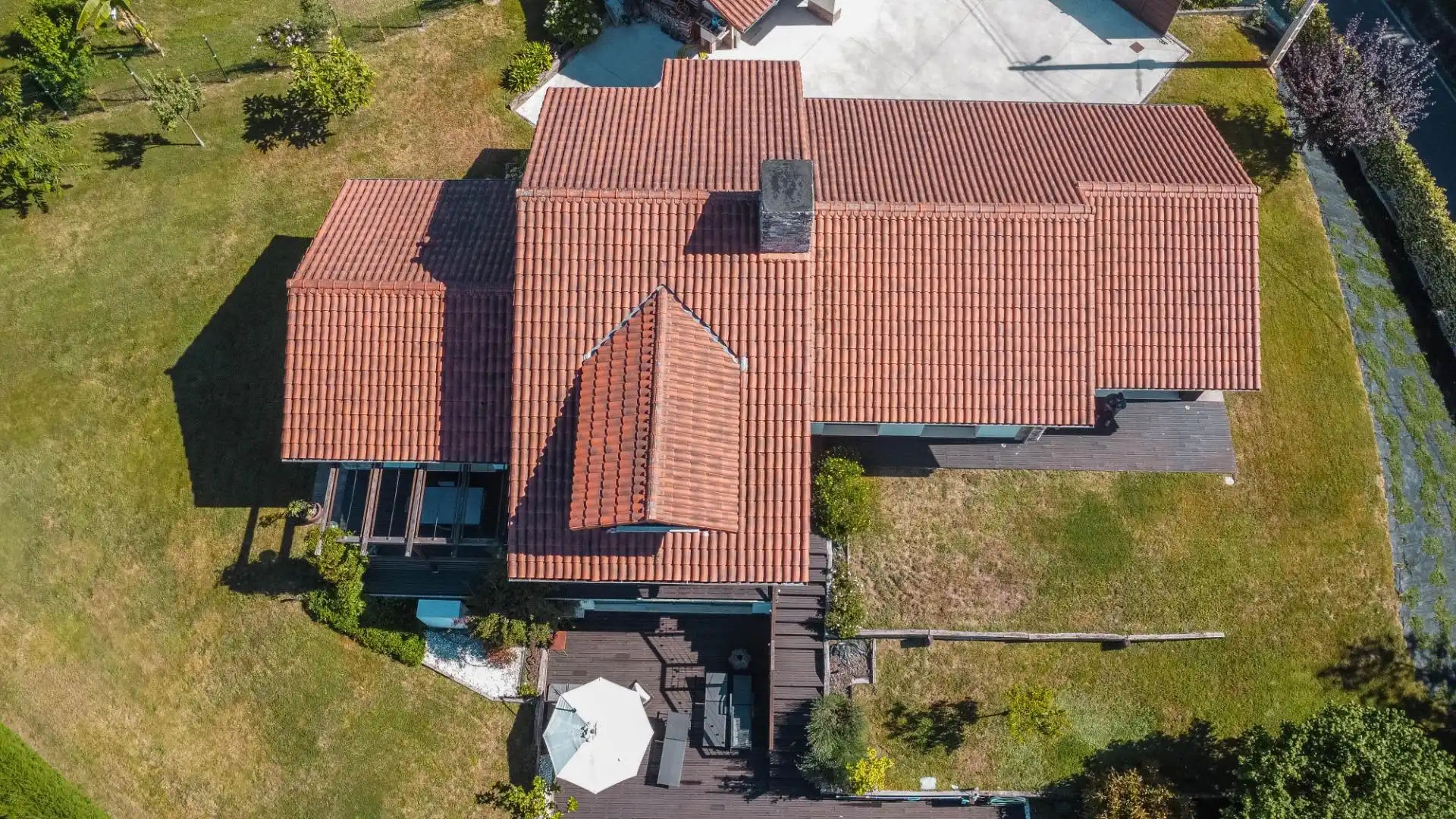 Vista exterior de Casa o xalet en venda en Siero amb Aire condicionat, Calefacció i Jardí privat