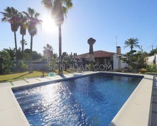 Vista exterior de Casa o xalet en venda en El Campello amb Terrassa