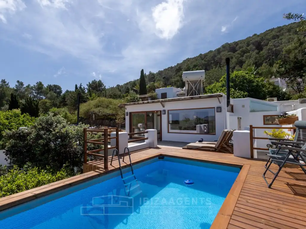 Exterior view of Houses for sale in Santa Eulària des Riu  with Air Conditioner, Terrace and TV