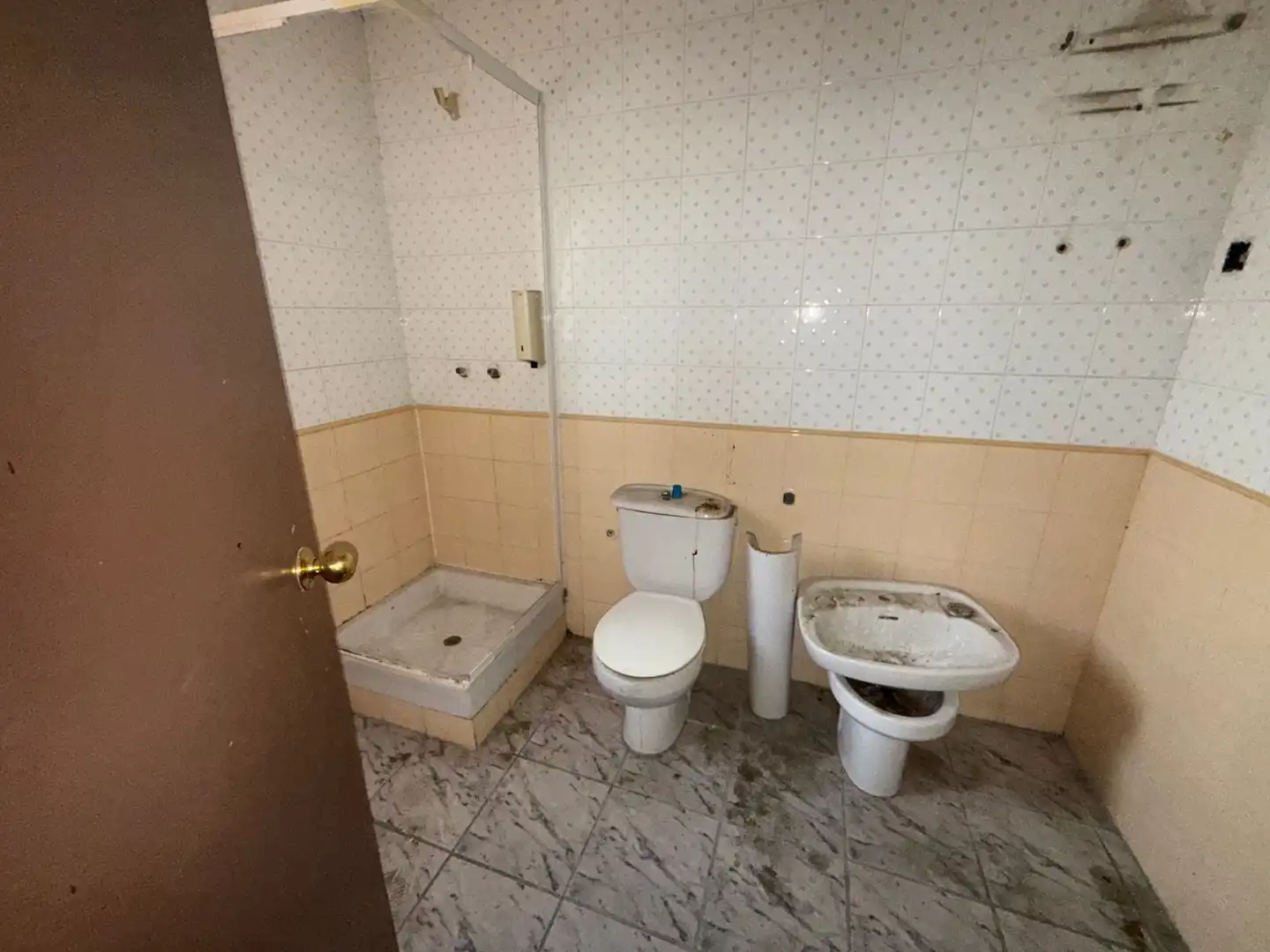 Badezimmer von Gebäude zum Verkauf in Torredembarra mit Alarm