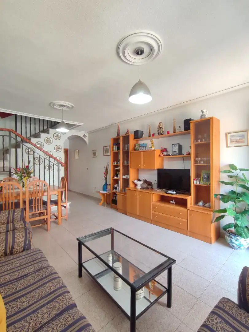 Casa a schiera con terrazza in vendita a Calle Manila 46, imagen 6
