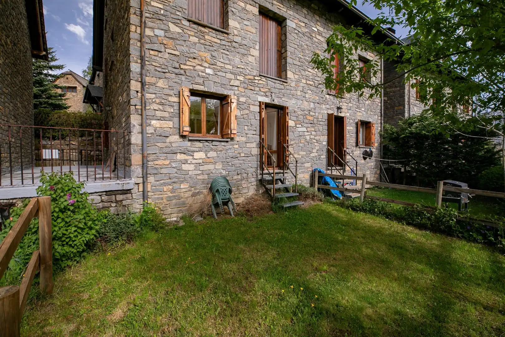 Exterior view of Flat for sale in Biescas  with Heating, Private garden and Terrace