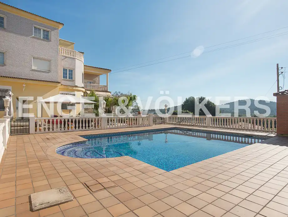 Piscina de Casa o xalet en venda en Onda amb Calefacció, Jardí privat i Terrassa