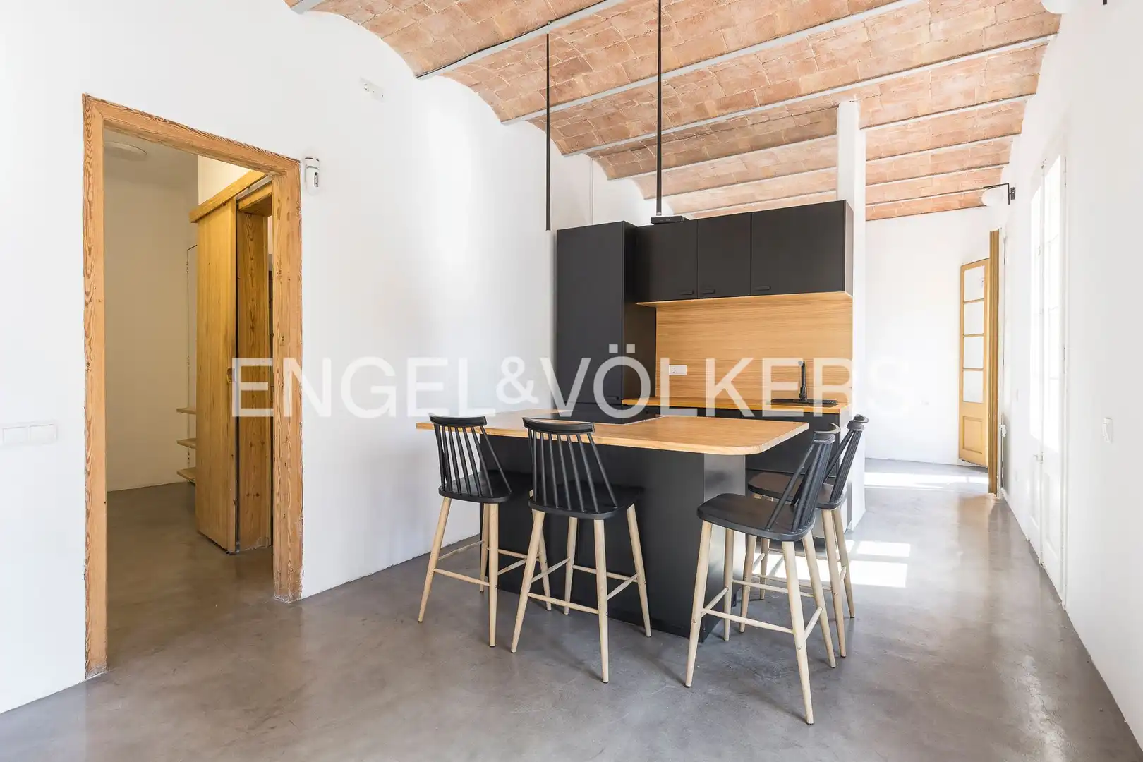 Kitchen of Flat for sale in Barcelona  with Air Conditioner, Heating and Balcony